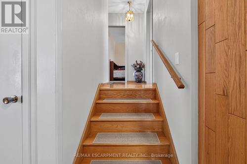 994 Barton Street, Hamilton, ON 