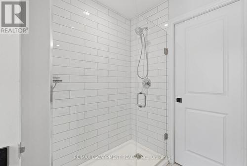 26 Bensley Lane, Hamilton, ON 