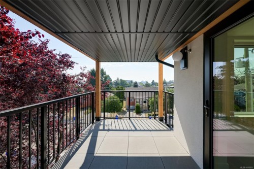 #2-958 Wollaston St, Esquimalt, BC 