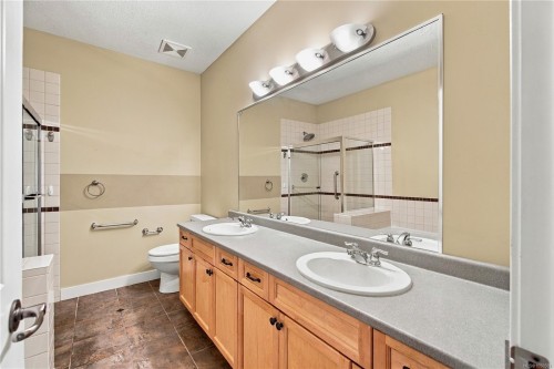 6179 Strathcona Pl, Nanaimo, BC 