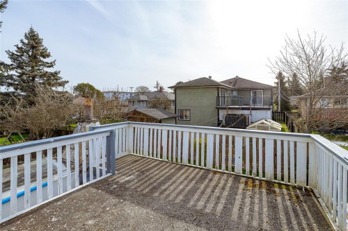 3155 Earl Grey St, Saanich, BC 