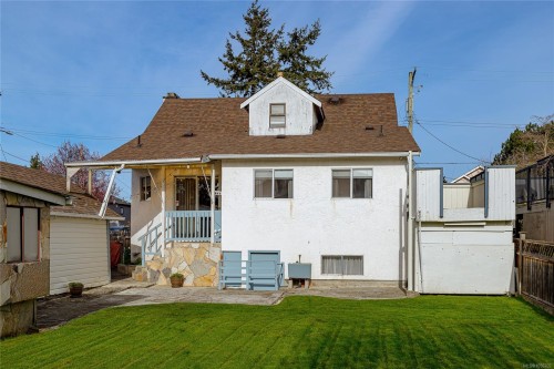 3155 Earl Grey St, Saanich, BC 
