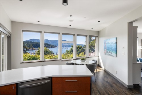 916 Grilse Lane, Central Saanich, BC 