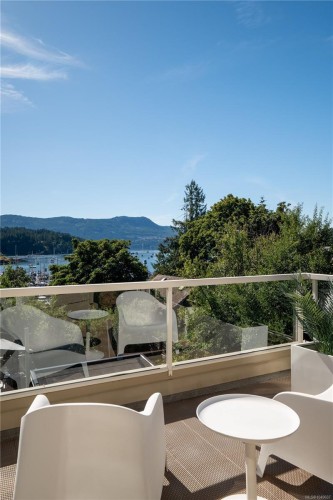 916 Grilse Lane, Central Saanich, BC 