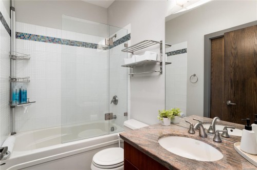 916 Grilse Lane, Central Saanich, BC 