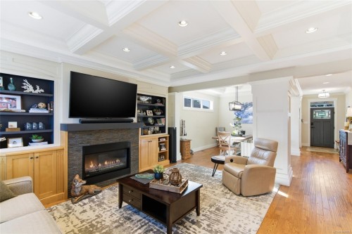 844 Mulholland Dr, French Creek, BC 