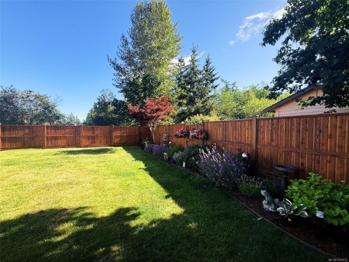 844 Mulholland Dr, French Creek, BC 