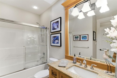 844 Mulholland Dr, French Creek, BC 