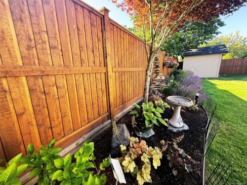 844 Mulholland Dr, French Creek, BC 