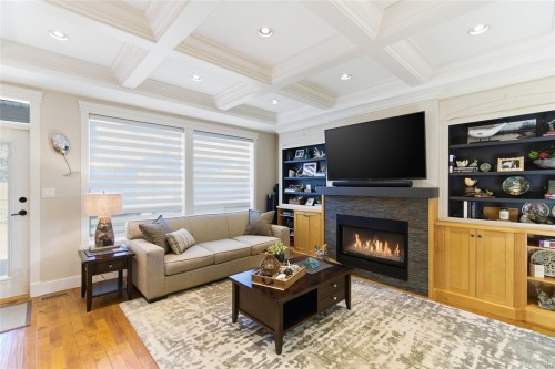 844 Mulholland Dr, French Creek, BC 