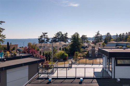 2294 Gail Pl, Sidney, BC 