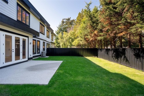 2294 Gail Pl, Sidney, BC 