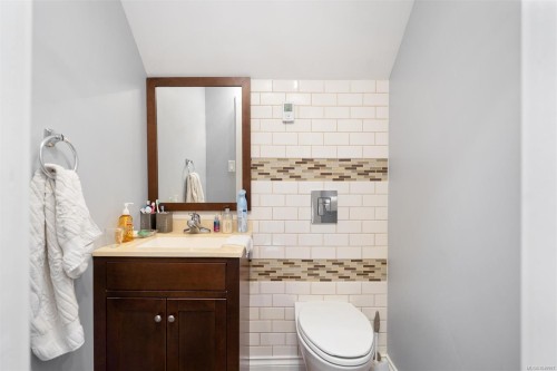 1746 Pembroke St, Victoria, BC 