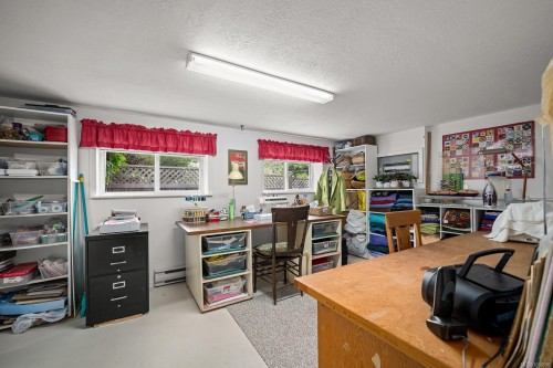 5989 Garvin Rd, Union Bay, BC 