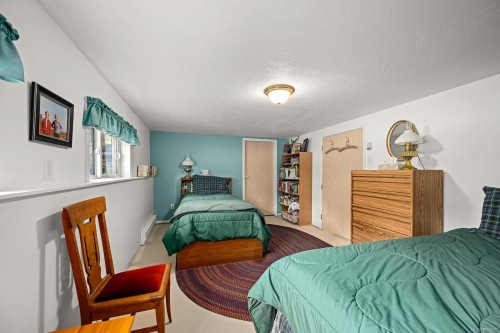 5989 Garvin Rd, Union Bay, BC 