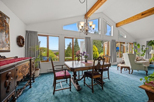 5989 Garvin Rd, Union Bay, BC 