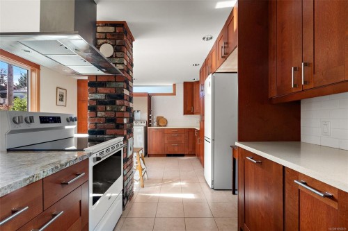 149 St. Lawrence St, Victoria, BC 