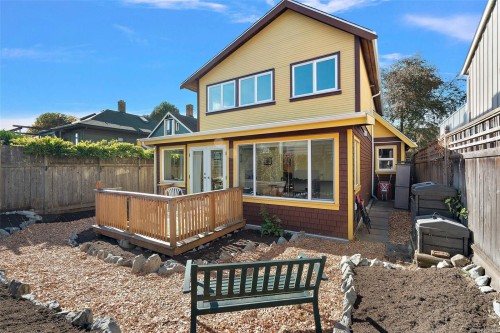 149 St. Lawrence St, Victoria, BC 
