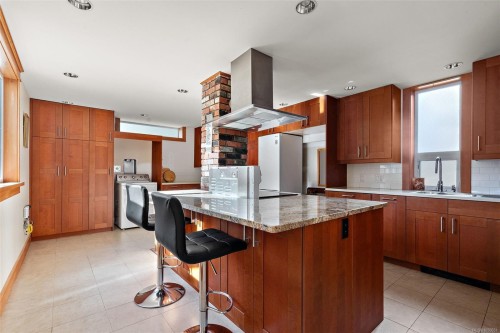 149 St. Lawrence St, Victoria, BC 