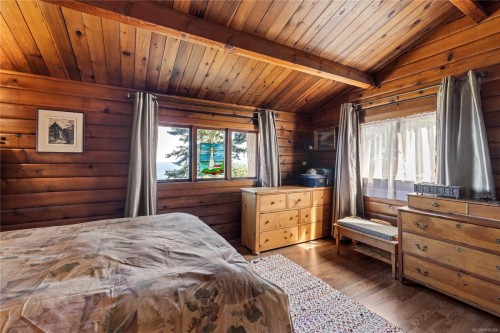 2310 Seabank Rd, Courtenay, BC 