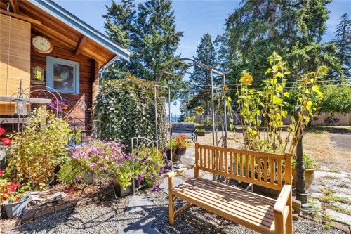 2310 Seabank Rd, Courtenay, BC 