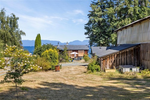 2310 Seabank Rd, Courtenay, BC 