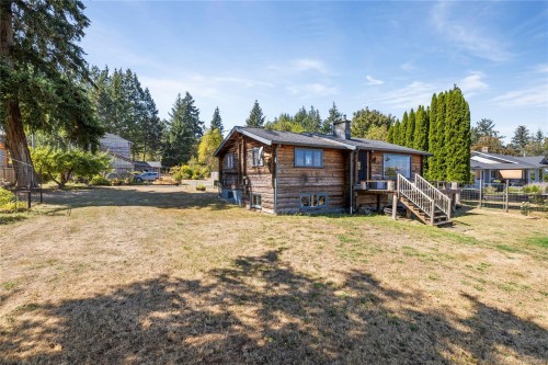2310 Seabank Rd, Courtenay, BC 