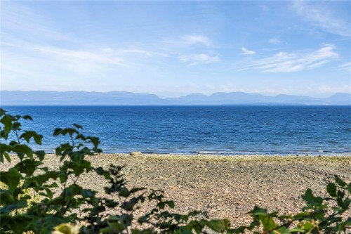 2310 Seabank Rd, Courtenay, BC 