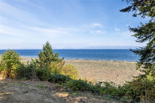 2310 Seabank Rd, Courtenay, BC 