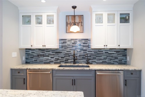 2065 Sanders Rd, Nanoose Bay, BC 