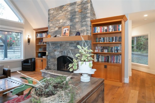 2065 Sanders Rd, Nanoose Bay, BC 