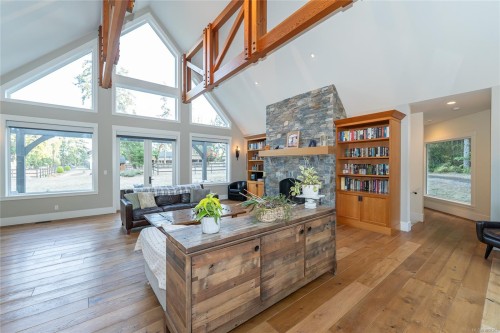 2065 Sanders Rd, Nanoose Bay, BC 