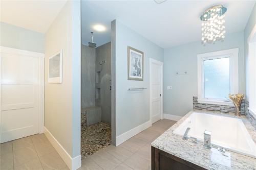 2065 Sanders Rd, Nanoose Bay, BC 