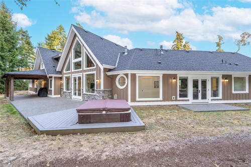 2065 Sanders Rd, Nanoose Bay, BC 