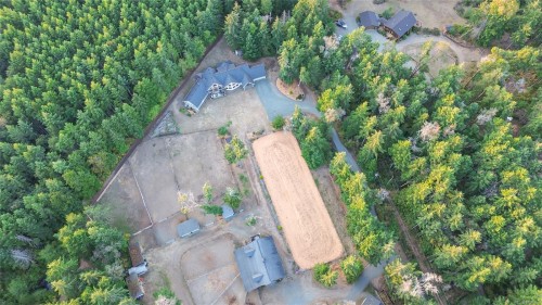 2065 Sanders Rd, Nanoose Bay, BC 