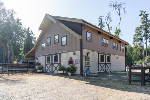 2065 Sanders Rd, Nanoose Bay, BC 