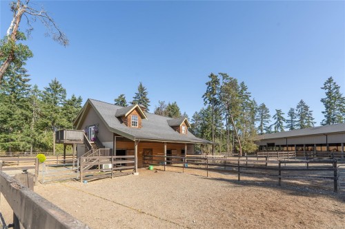 2065 Sanders Rd, Nanoose Bay, BC 