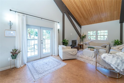 2065 Sanders Rd, Nanoose Bay, BC 