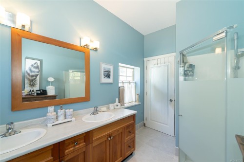 2065 Sanders Rd, Nanoose Bay, BC 