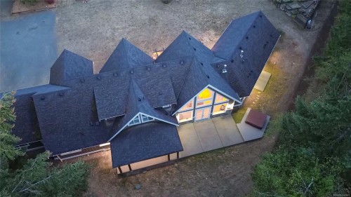 2065 Sanders Rd, Nanoose Bay, BC 