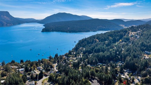 6693 Genoa Bay Rd, Duncan, BC 