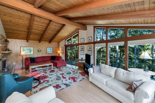 6693 Genoa Bay Rd, Duncan, BC 