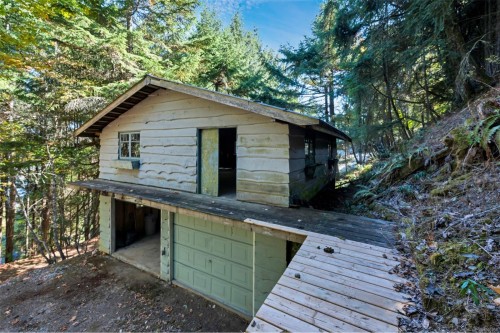 6693 Genoa Bay Rd, Duncan, BC 