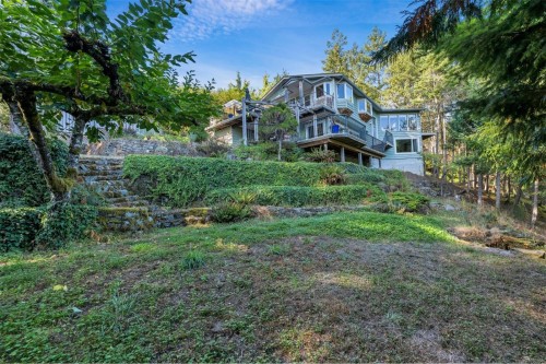 6693 Genoa Bay Rd, Duncan, BC 