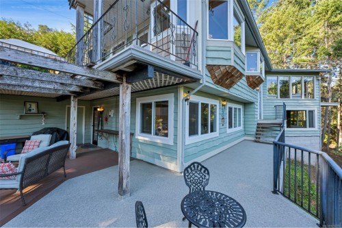 6693 Genoa Bay Rd, Duncan, BC 