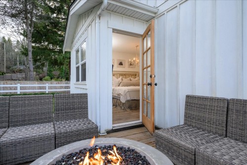 7128 Benwaldun Rd, Lantzville, BC 