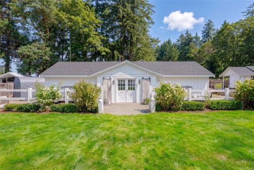 7128 Benwaldun Rd, Lantzville, BC 