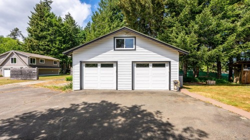7410 Yake Rd, Fanny Bay, BC 