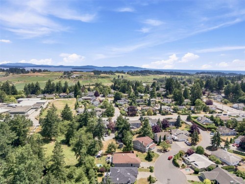 #8-6766 Central Saanich Rd, Central Saanich, BC 