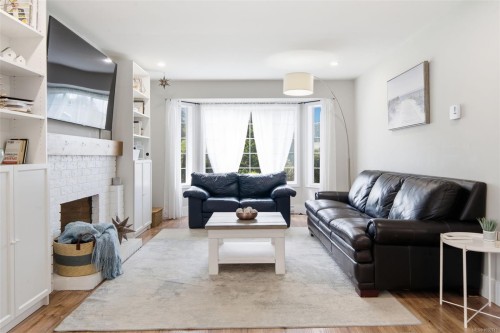 #8-6766 Central Saanich Rd, Central Saanich, BC 